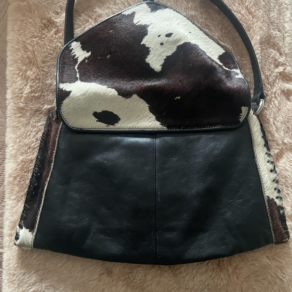 NWOT Hobbs Cowhide & Black Leather Shoulder Bag | Haircalf Flap | Boho Western - Picture 15 of 17